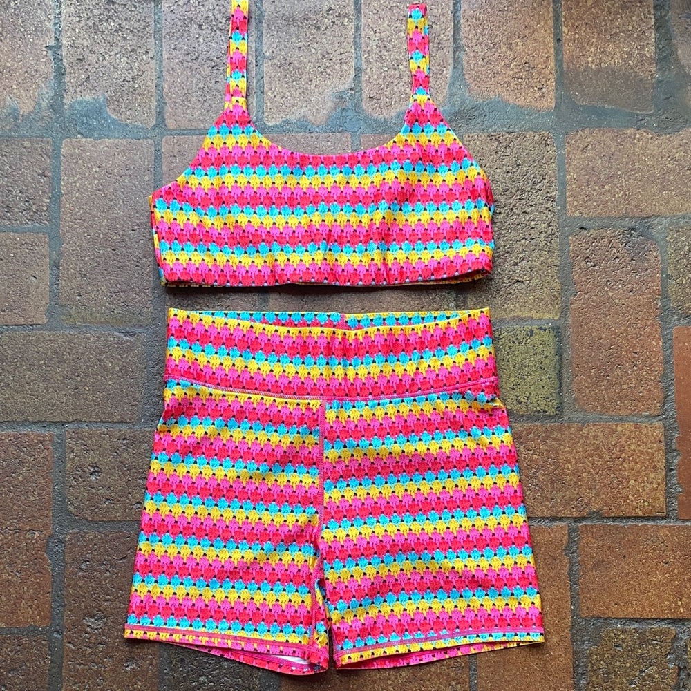 Terez Multicolored Partnered Women’s Shorts and Sports Bra